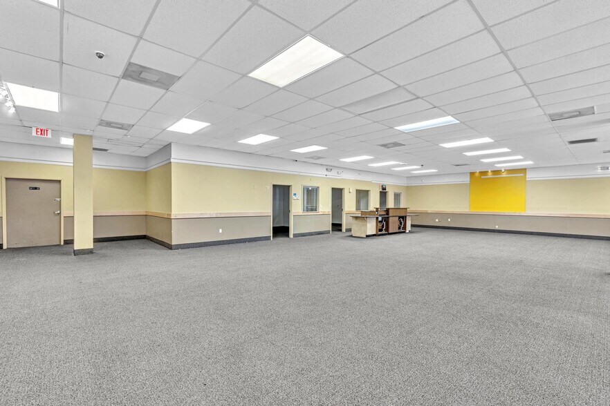 More Photos Of 2424 N St Rd 7, Fort Lauderdale Unknown For Lease