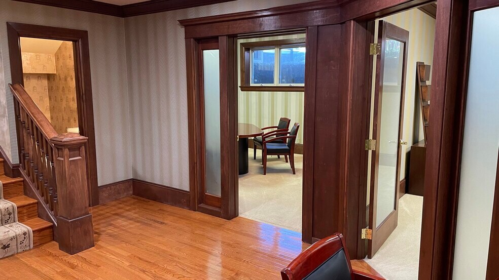 More Photos Of 215 W Alisal St, Salinas Office For Lease