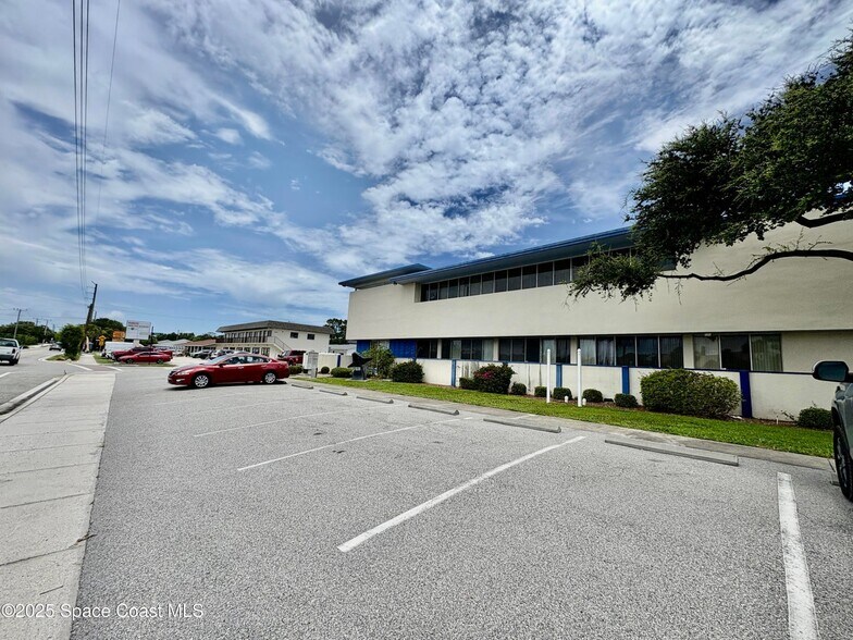 More Photos Of 7980 N Atlantic Ave, Cape Canaveral Office For Sale