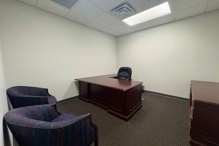 More Photos Of 145-175 Moore Dr, Lexington Freestanding For Lease