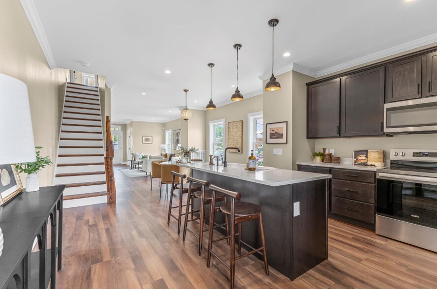 More Photos Of 309 W 5th Ave, Flint Apartments For Sale