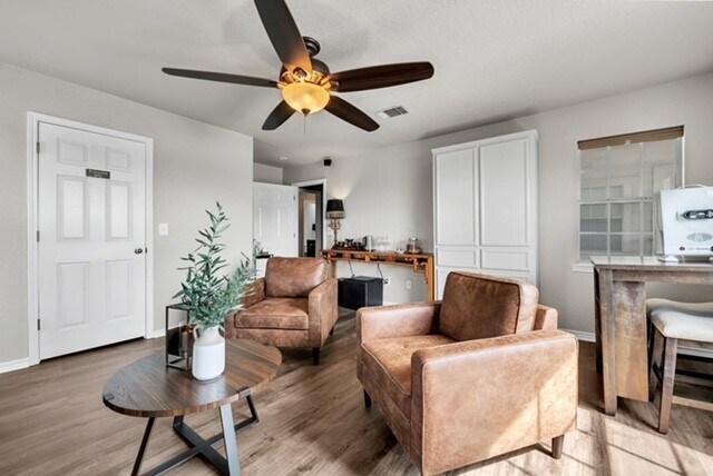 More Photos Of 4605 Trimmier Rd, Killeen Specialty For Sale