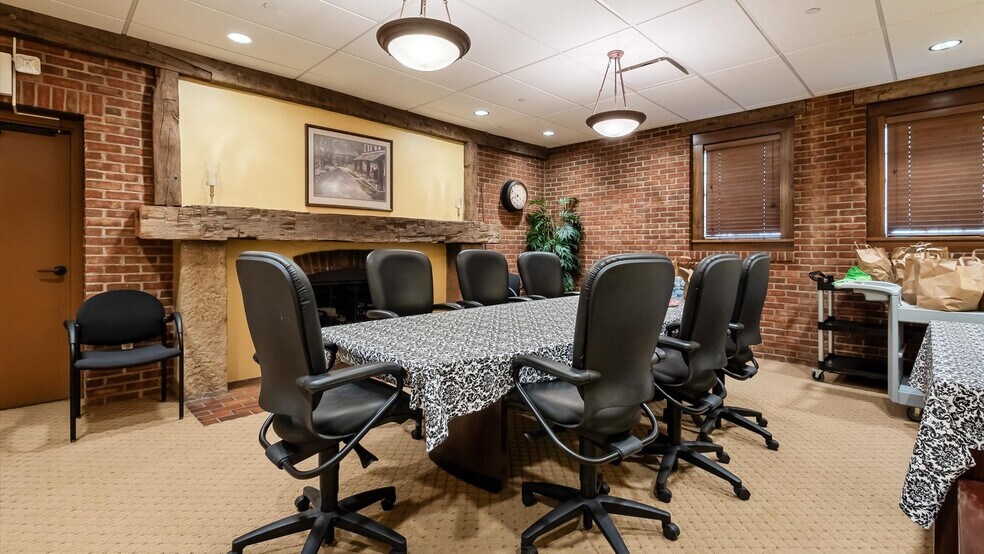 More Photos Of 200 N Whitewoman St, Coshocton Loft Creative Space For Sale