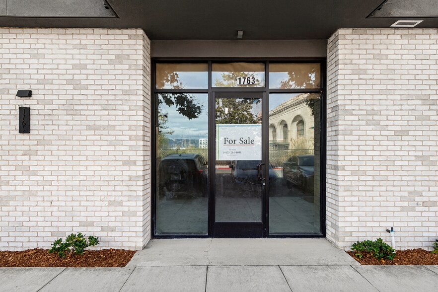 More Photos Of 1761-1763 16th St, Oakland Apartments For Sale