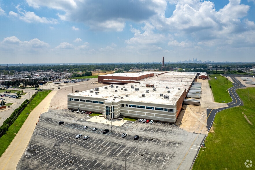 More Photos Of 5501 Whitaker Ave, Philadelphia Distribution For Lease
