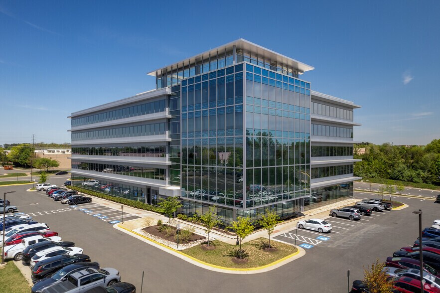 Primary Photo Of 14401 Penrose Pl, Chantilly Office For Lease