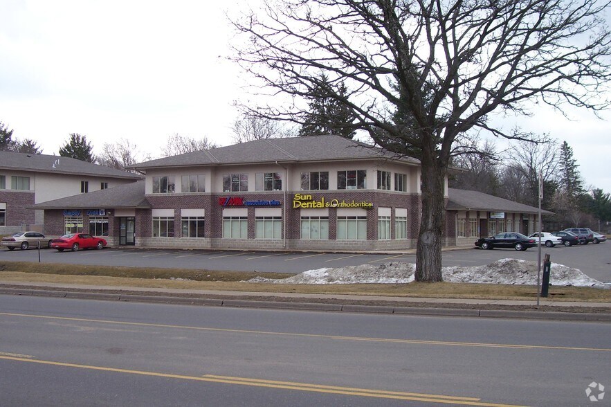 More Photos Of 6041 Main St, North Branch Medical For Lease