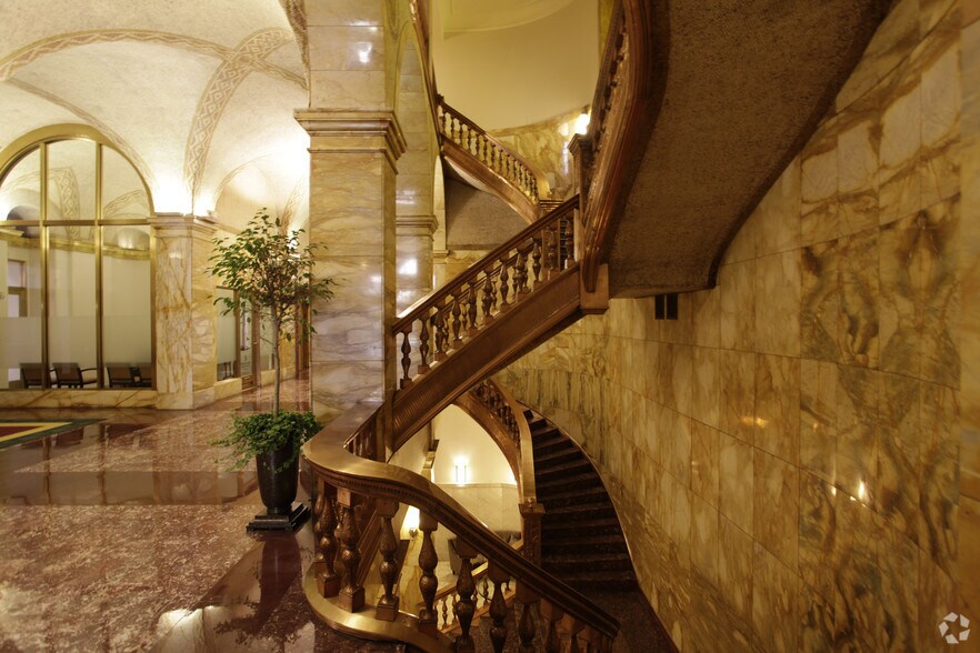 More Photos Of 730 17th St, Denver Office For Sale