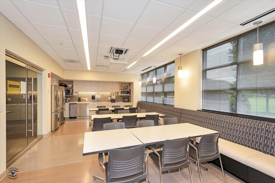 More Photos Of 15959 S 108th Ave, Orland Park Medical For Sale