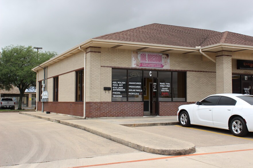 More Photos Of 4400 E Stan Schlueter Loop, Killeen Unknown For Lease