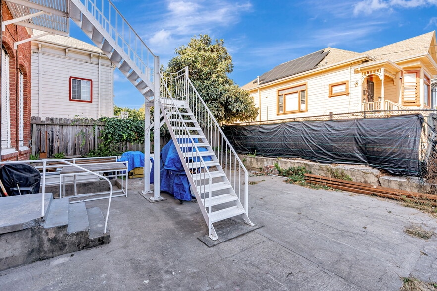 More Photos Of 1649 12th Ave, Oakland Religious Facility For Sale