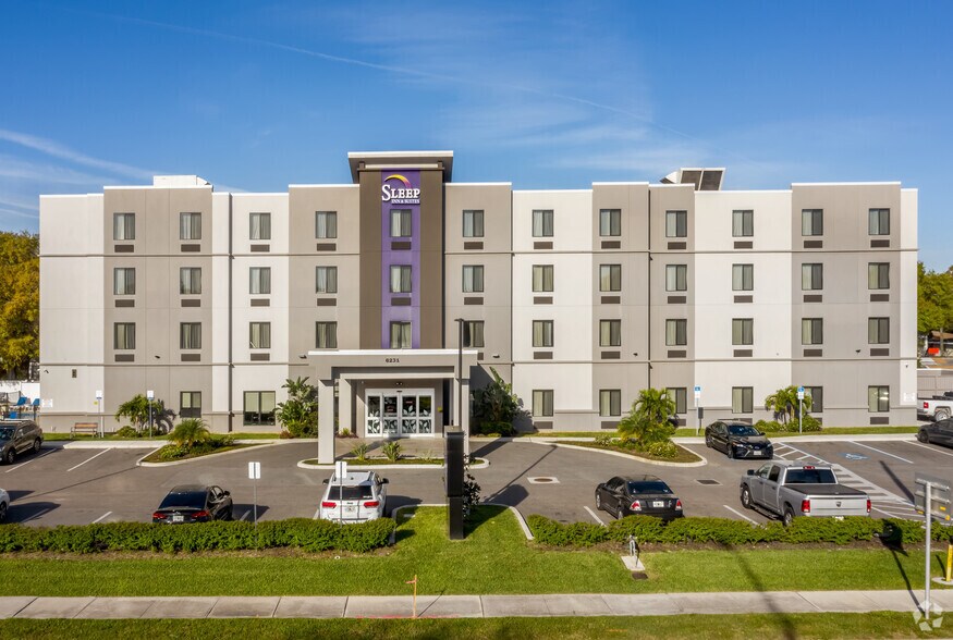 More Photos Of 6231 S Dale Mabry Hwy, Tampa Hotel For Sale