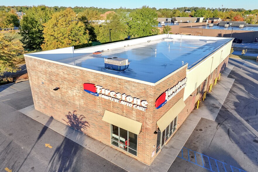 More Photos Of 2200 Interstate Dr, Opelika Auto Repair For Sale