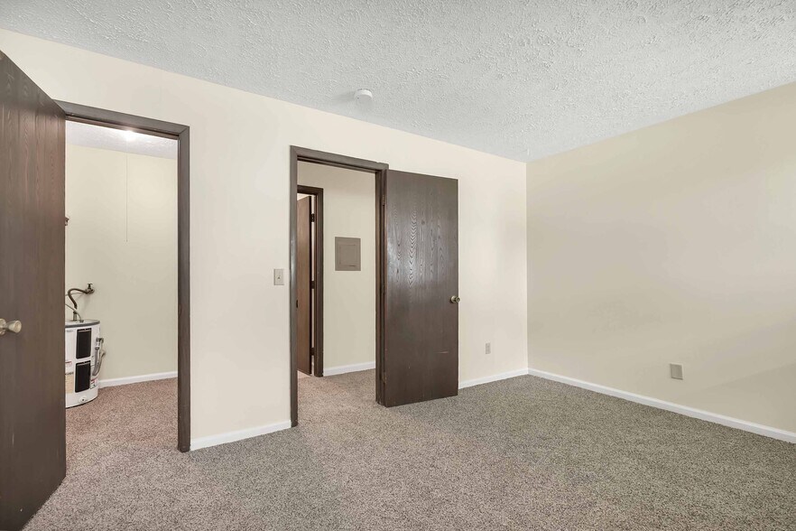 More Photos Of 2612 Pioneer Trl, Sandusky Apartments For Sale