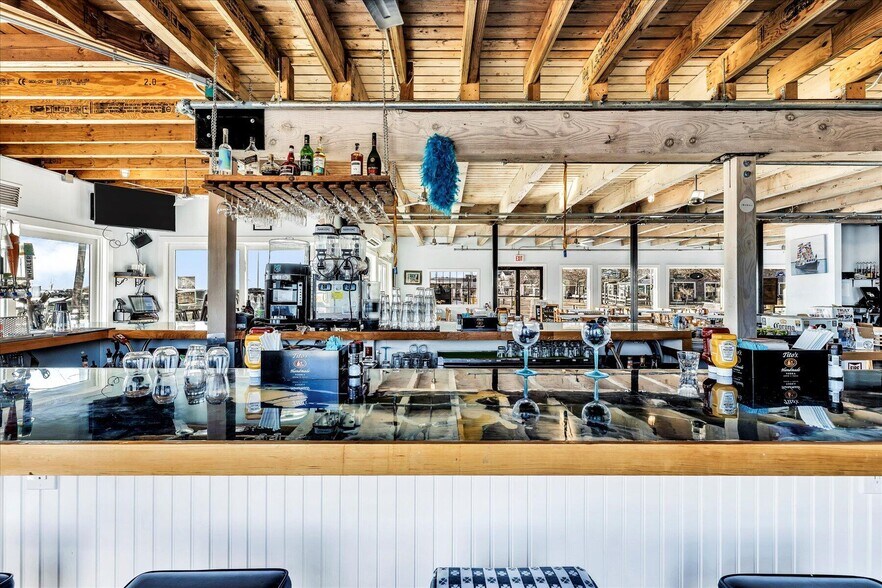 More Photos Of 317-319 Commercial St, Provincetown Restaurant For Lease