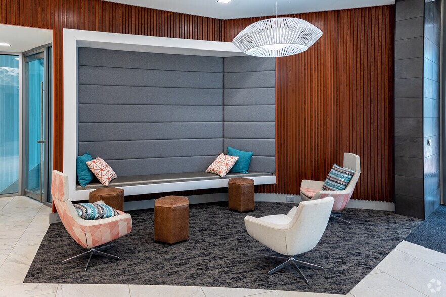 More Photos Of 6325 Ardrey Kell Rd, Charlotte Office For Lease