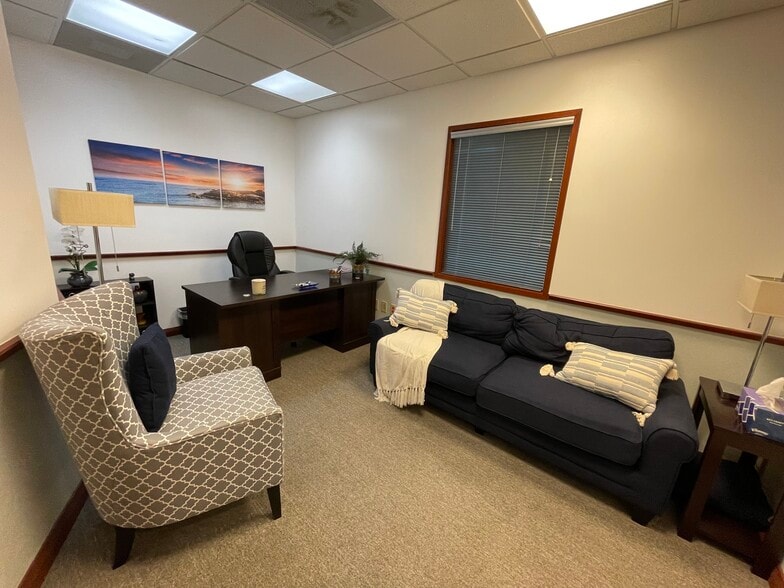 More Photos Of 2550 S Douglas Rd, Coral Gables Medical For Lease