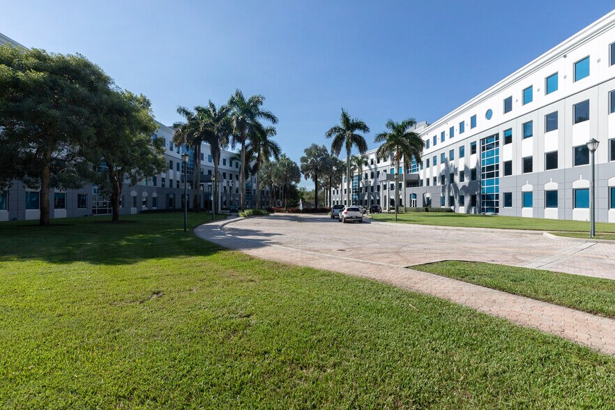 More Photos Of 9850 NW 41st St, Doral Office For Lease