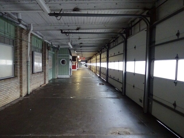 More Photos Of 1500 Clinton St, Buffalo Light Manufacturing For Lease