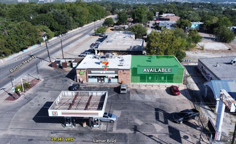 More Photos Of 2820 S Lamar Blvd, Austin Freestanding For Lease