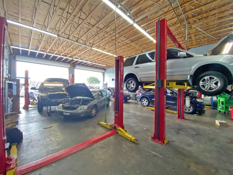 More Photos Of 5940 Matthews St, Goleta Manufacturing For Sale