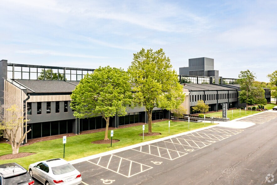 More Photos Of 2625 Butterfield Rd, Oak Brook Office For Lease