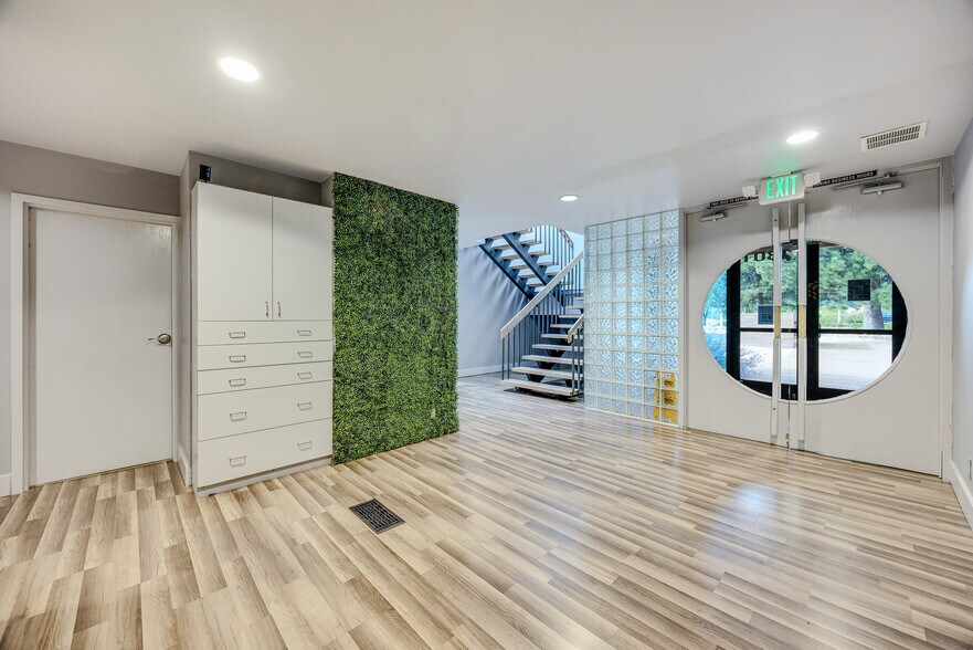 More Photos Of 2301 E Pikes Peak Ave, Colorado Springs Coworking Space