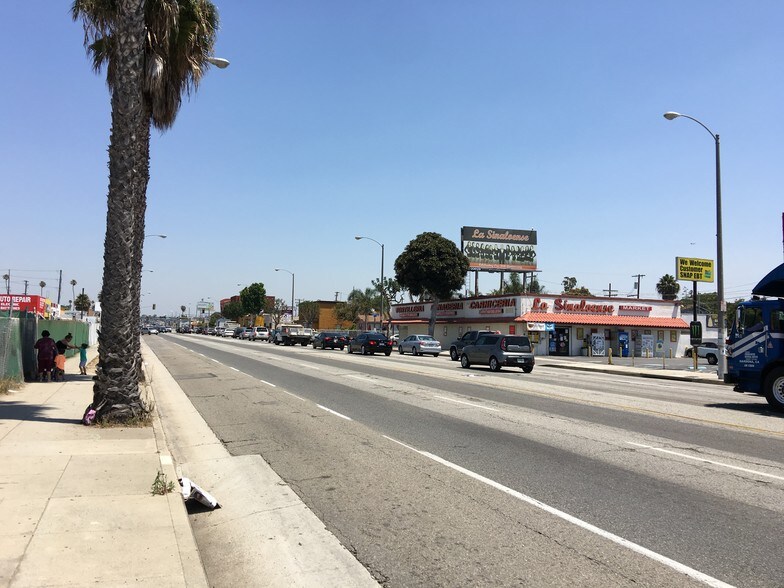 More Photos Of 10601 S Prairie Ave, Inglewood Freestanding For Lease