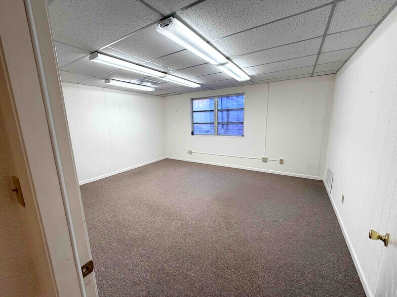 More Photos Of 124 E Welbourne Ave, Winter Park Office For Lease