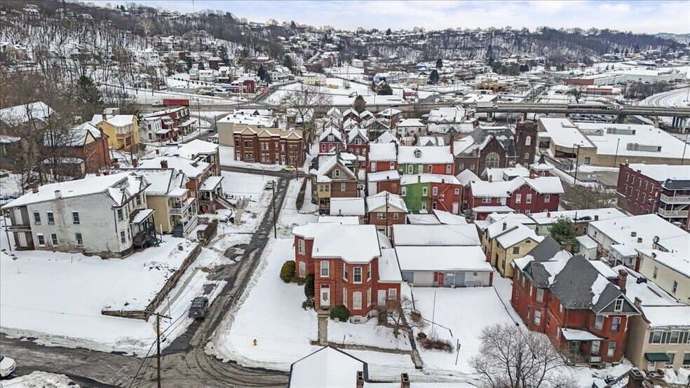 More Photos Of 229 E Union St, Cumberland Apartments For Sale