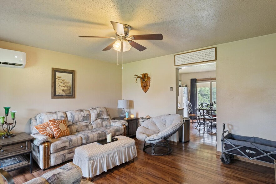 More Photos Of 19824 State Highway 112, Cassville Apartments For Sale