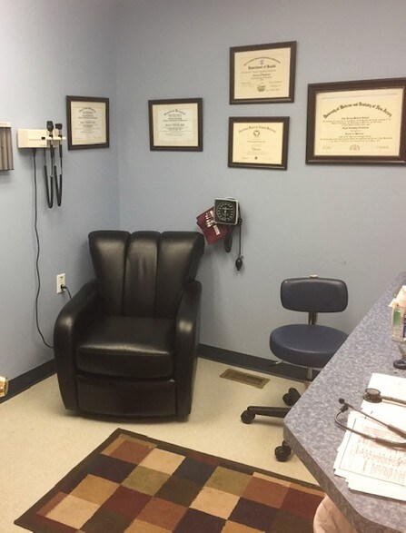More Photos Of 1358 Boston Post Rd, Old Saybrook Medical For Lease