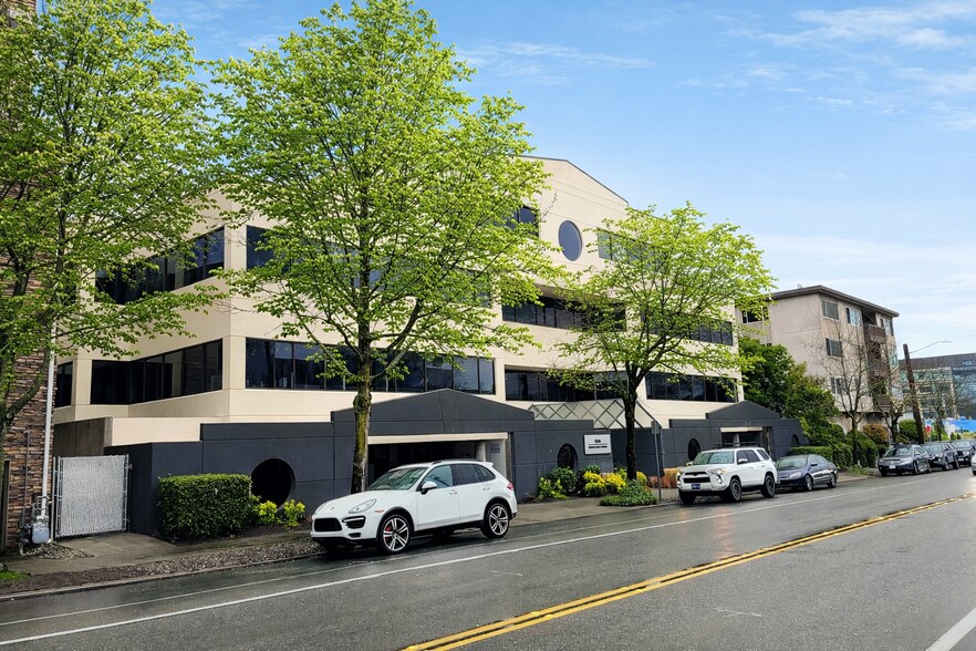 Primary Photo Of 936 N 34th St, Seattle Office For Sale