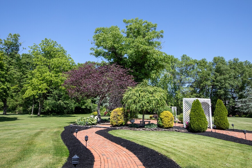 More Photos Of 1039 Old York Rd, East Amwell Township Restaurant For Sale