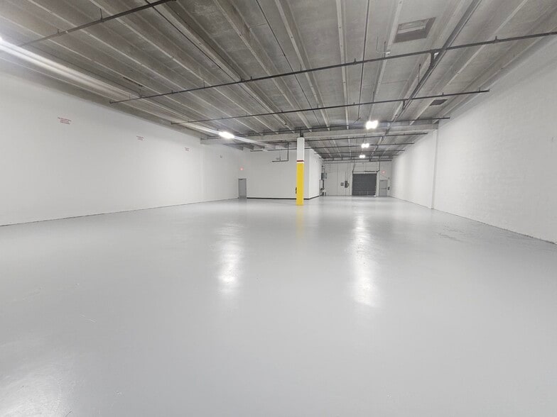 More Photos Of 7212-7282 NW 33rd St, Miami Unknown For Lease