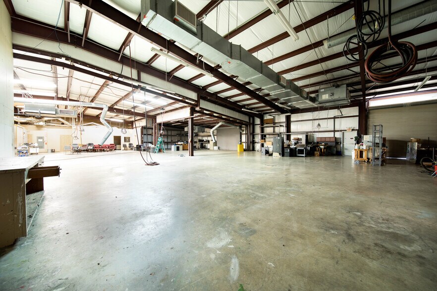 More Photos Of 2100 E Stan Schlueter Loop, Killeen Storefront Retail Office For Lease