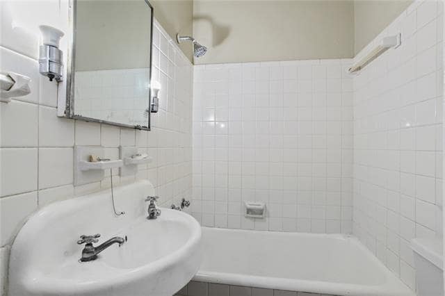 More Photos Of 1905 S Carrollton Ave, New Orleans Apartments For Sale