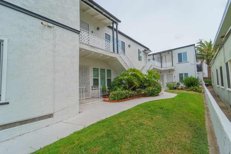 More Photos Of 3621 Park Blvd, San Diego Apartments For Sale