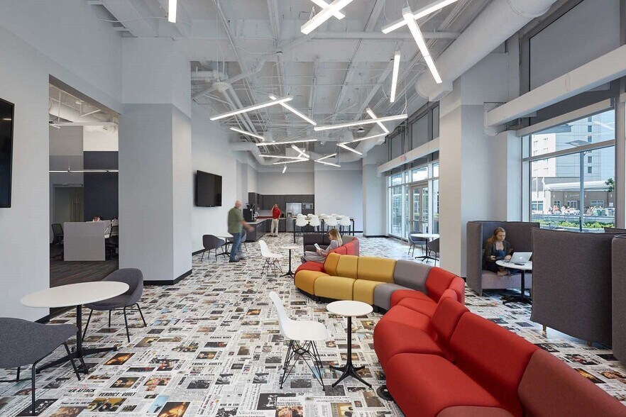 More Photos Of 421 Fayetteville St, Raleigh Coworking Space