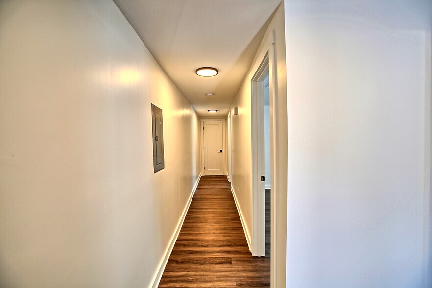 More Photos Of 1026 Ashby Grv SW, Atlanta Apartments For Sale