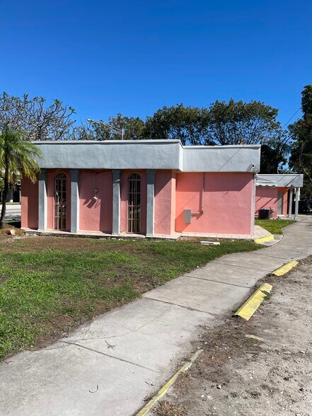 More Photos Of 3250 S Dixie Hwy, Miami Medical For Sale