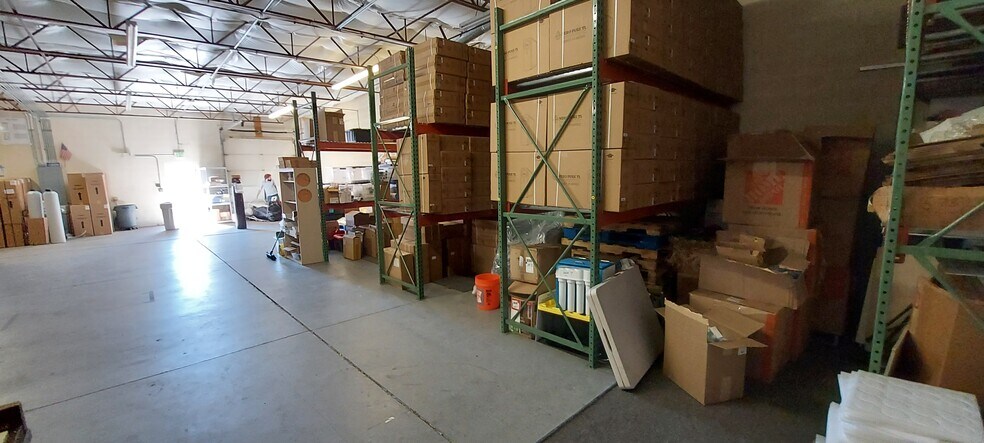 More Photos Of 7399 S Tucson Way, Centennial Flex For Lease