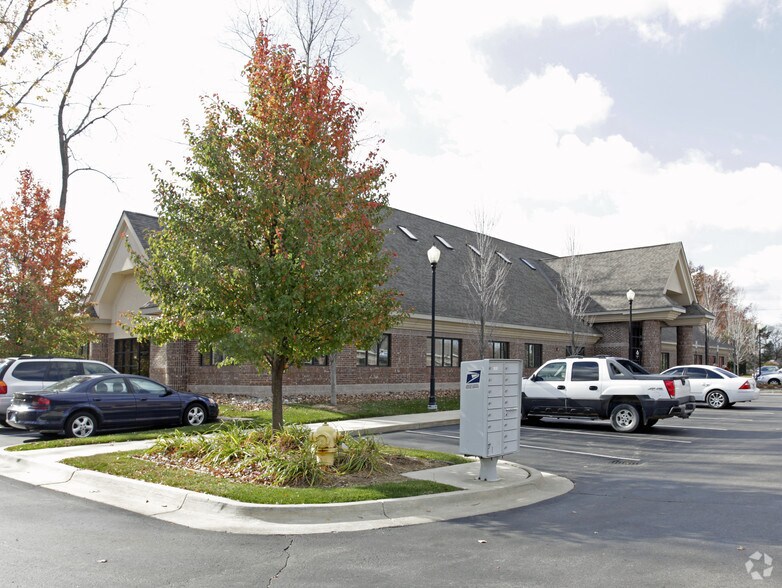 More Photos Of 38770 Garfield Rd, Clinton Township Medical For Lease