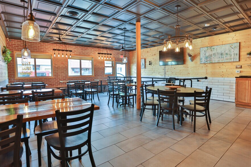 More Photos Of 214 S Mckay Ave, Spring Valley Storefront Retail Residential For Sale