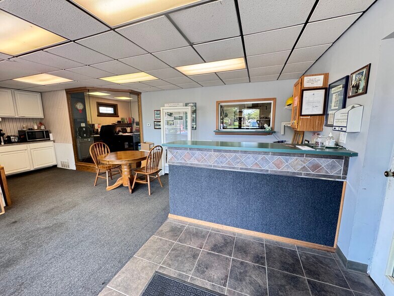 More Photos Of 1306 Broadway, Albany Manufacturing For Sale