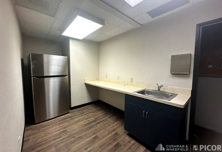 More Photos Of 6628 E Carondelet Dr, Tucson Medical For Sale