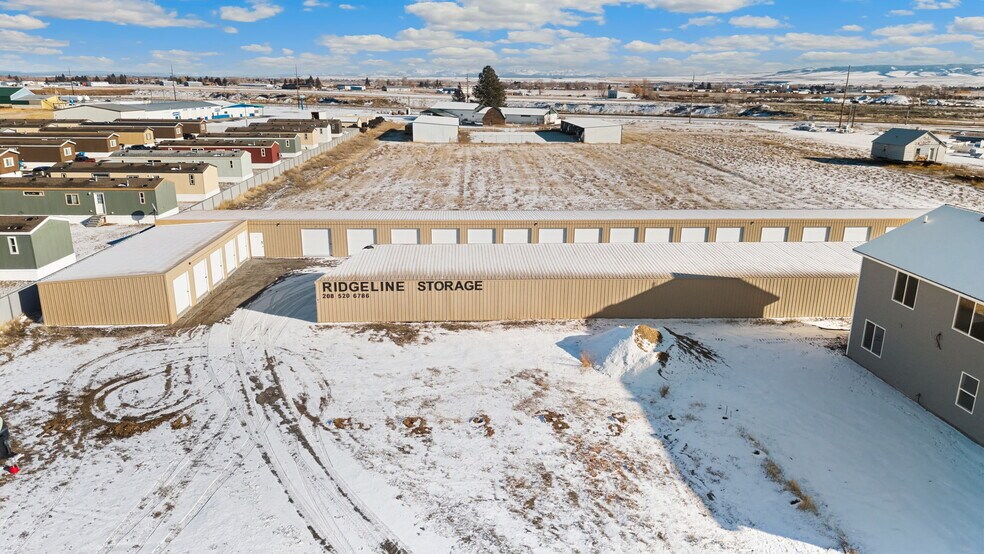 More Photos Of 2310 Trails End, Saint Anthony Specialty For Sale