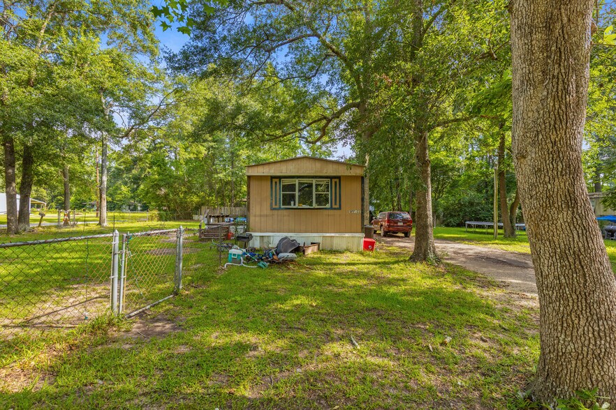 More Photos Of , Splendora Specialty For Sale