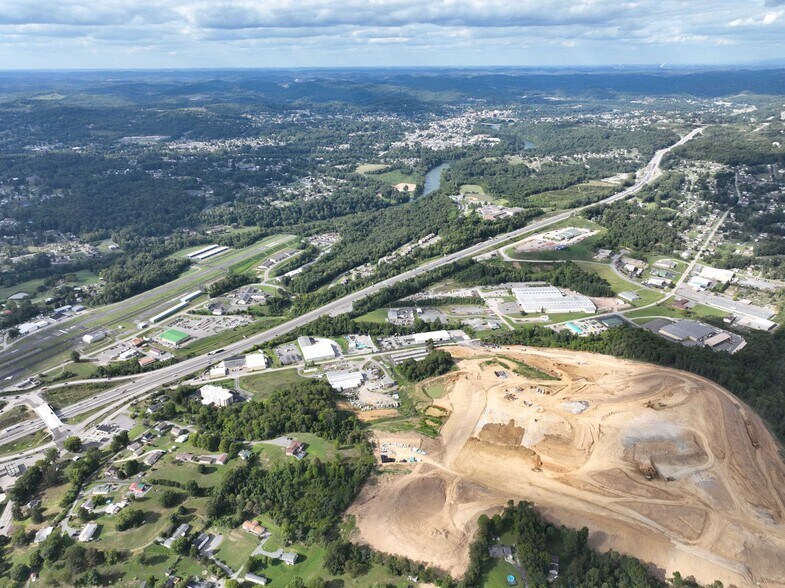 More Photos Of 2031 Pleasant Valley Rd, Fairmont Medical For Lease