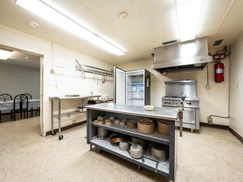 More Photos Of 84 Chestnut Park Dr, Waynesville Healthcare For Sale